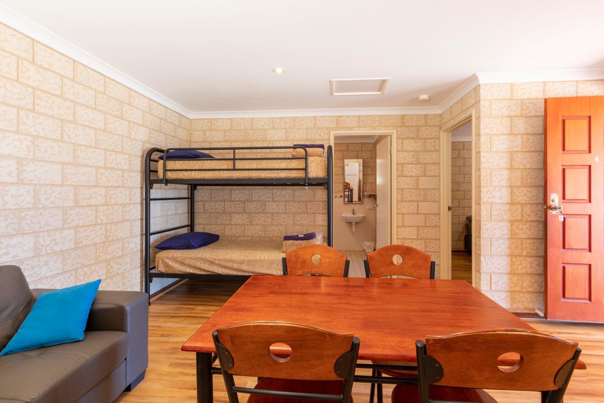 Kalbarri Tudor Holiday Park Екстер'єр фото